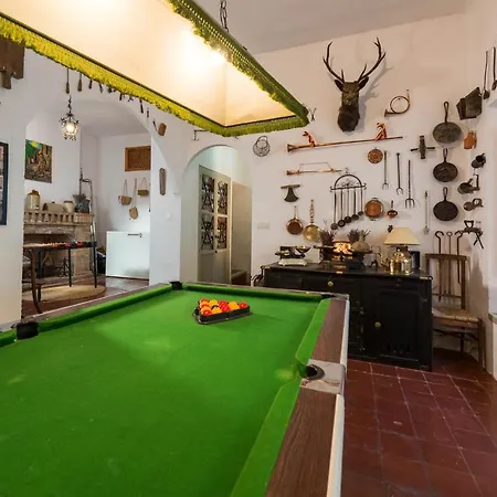 Bed & Breakfast Palacete De Cazulas *