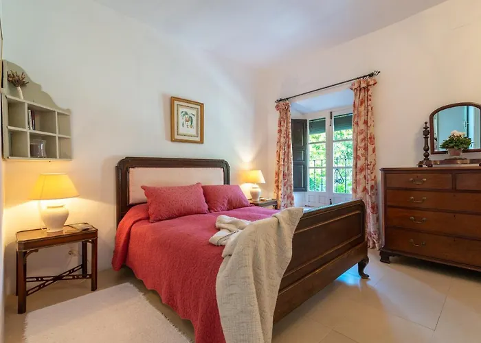 Palacete De Cazulas Bed and Breakfast Γρανάδα