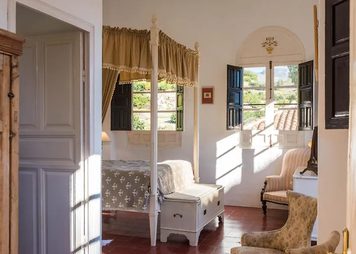 Palacete De Cazulas Bed and Breakfast Γρανάδα