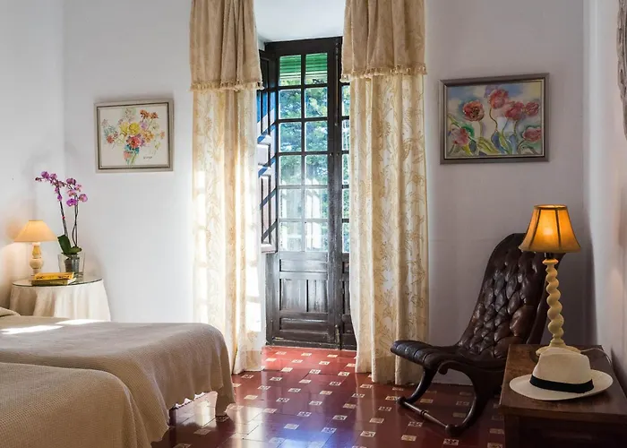 Bed and Breakfast Palacete De Cazulas *