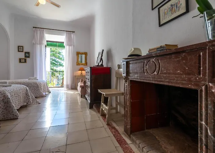 Bed and Breakfast Palacete De Cazulas Γρανάδα
