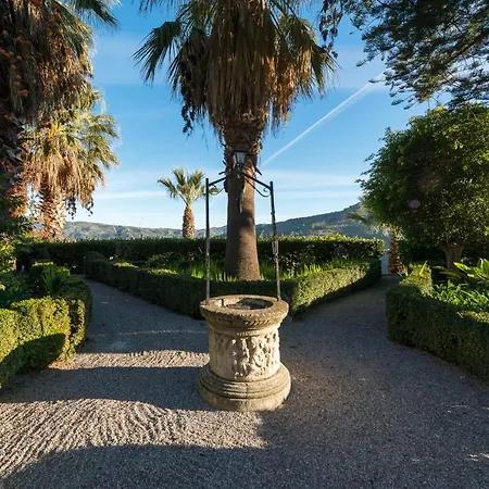 Palacete De Cazulas * Granada